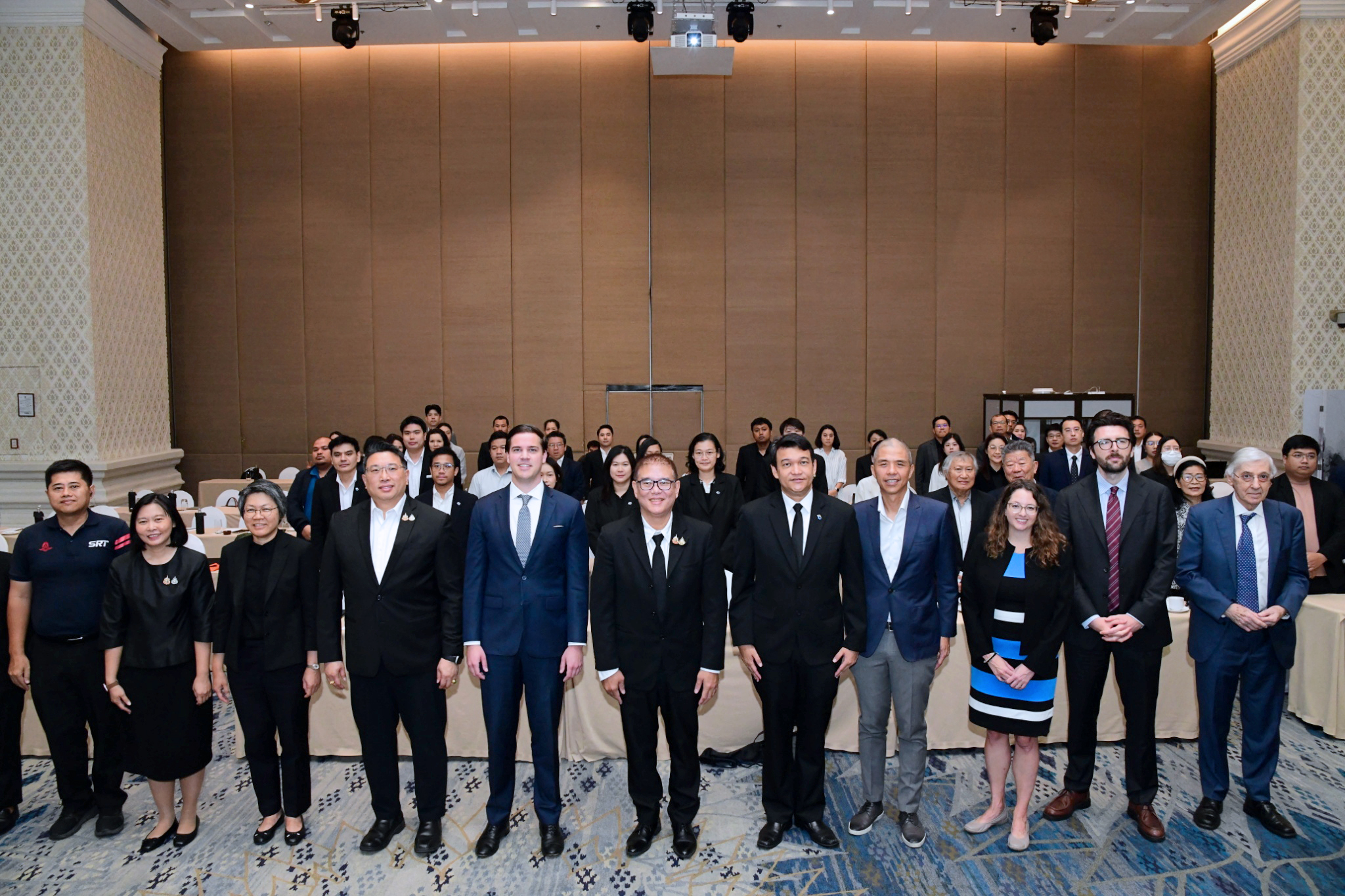 “สนข.” จับมือ USTDA เปิดเวทีระดมความเห็น เดินหน้าโลจิสติกส์ขนส่งไทย