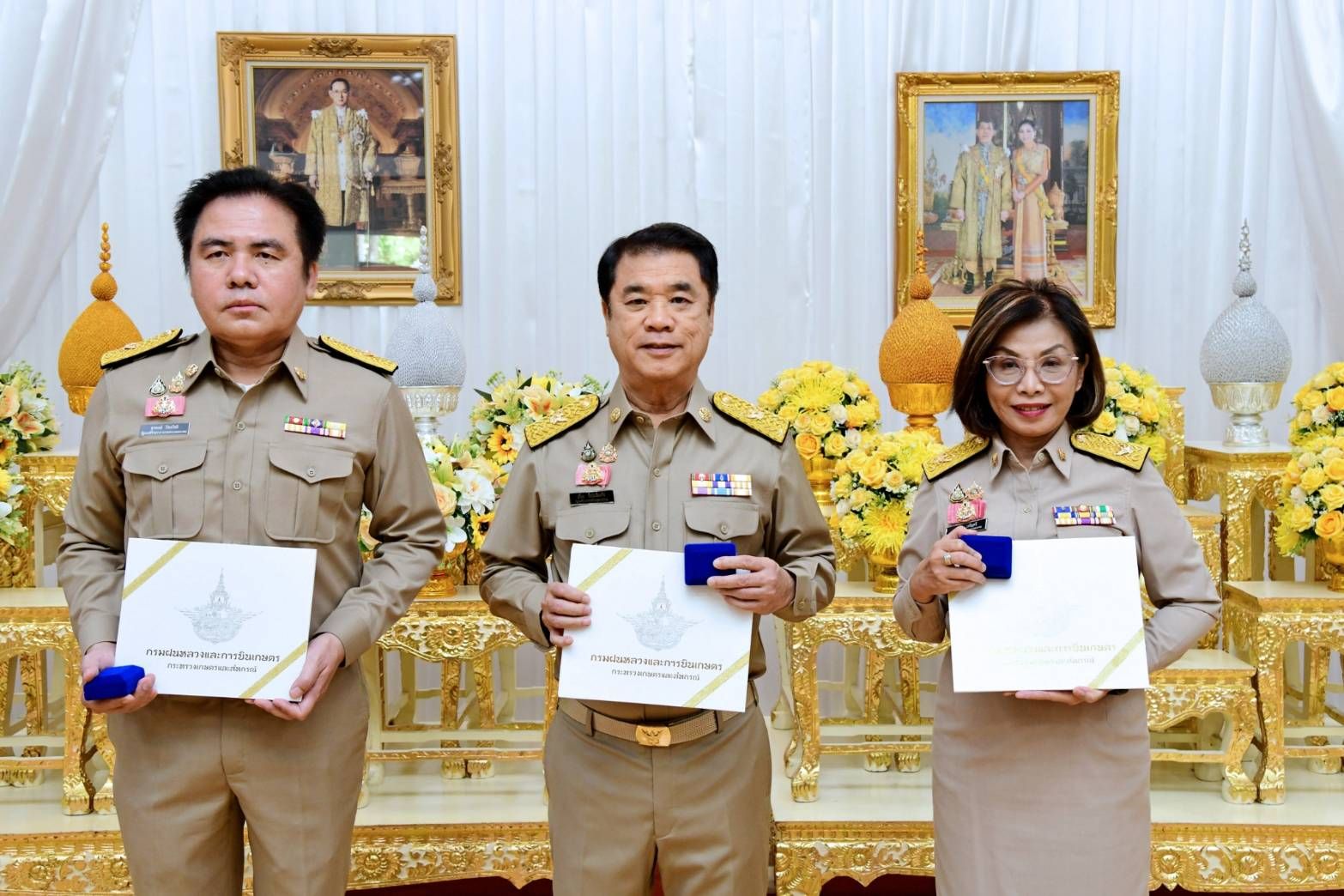 “สุริยะ – มนพร – สุรพงษ์” รับปีกฝนหลวงพิเศษพระราชทาน สนองงานพระราชดำริ เพื่อประชาชน