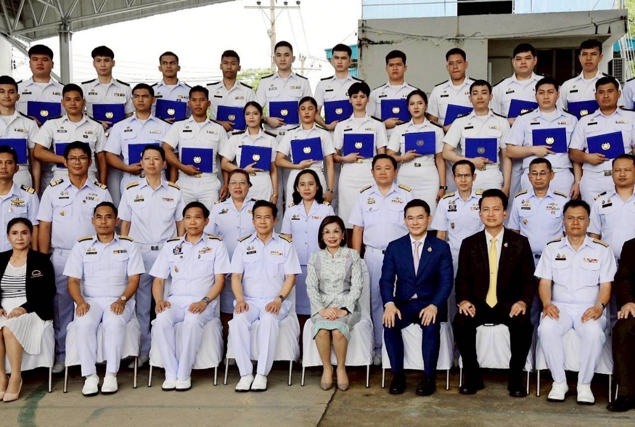 “มนพร” ร่วมฉลอง 50 ปี ศูนย์ฝึกพาณิชย์นาวี หนุนผลิตบุคลากรคุณภาพสู่ธุรกิจเดินเรือไทย